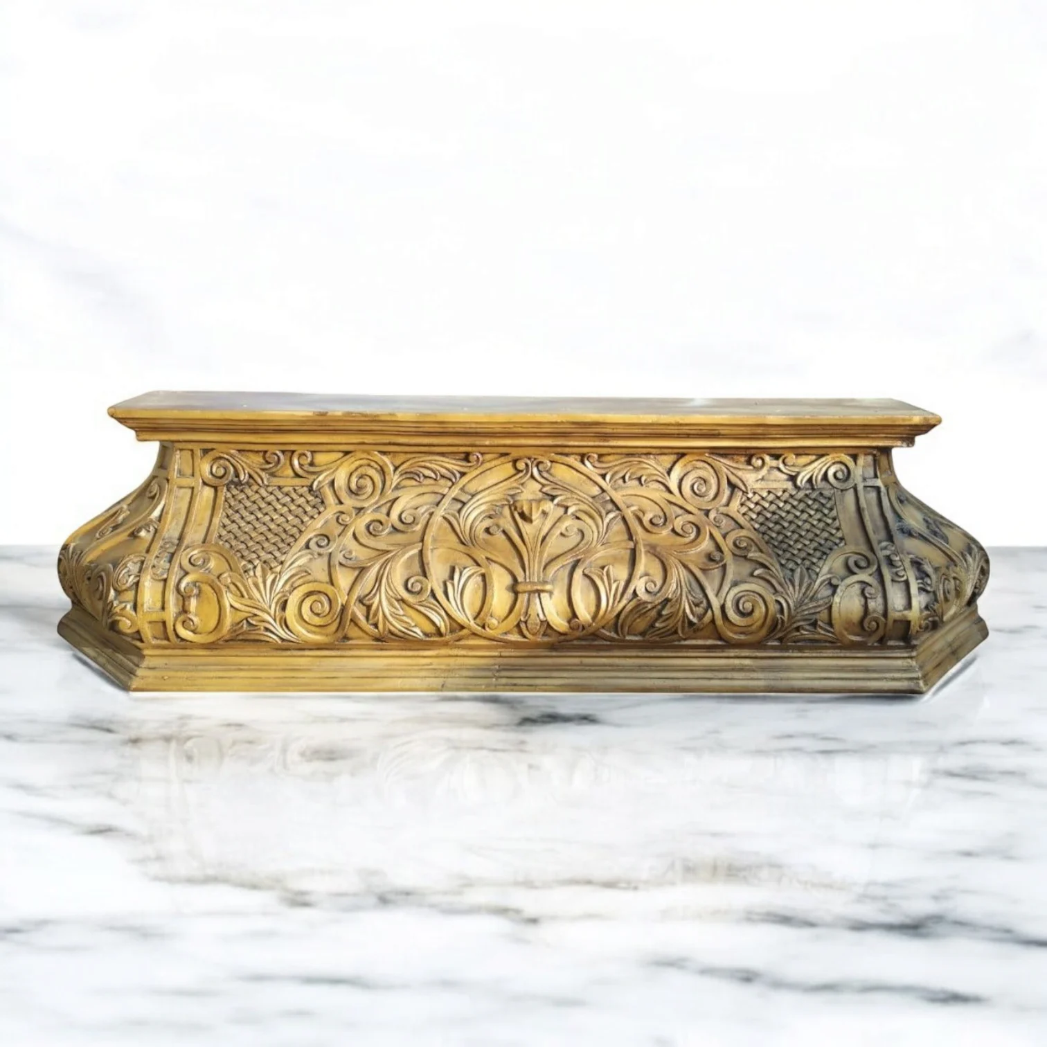 Antique-Style Ornate Wooden Display Pedestal – Hand-Carving Floral Scroll Design
